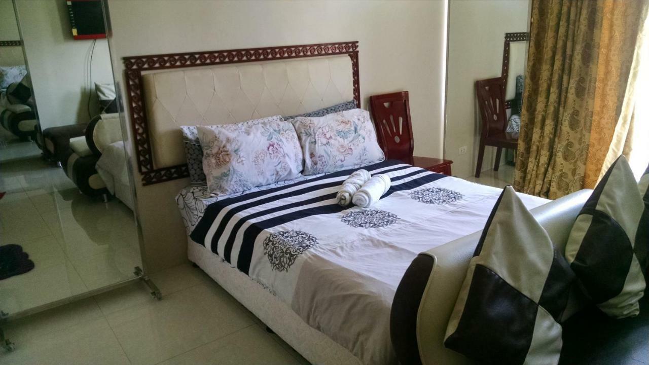 3N Palm Tree Villas Manila Exteriér fotografie